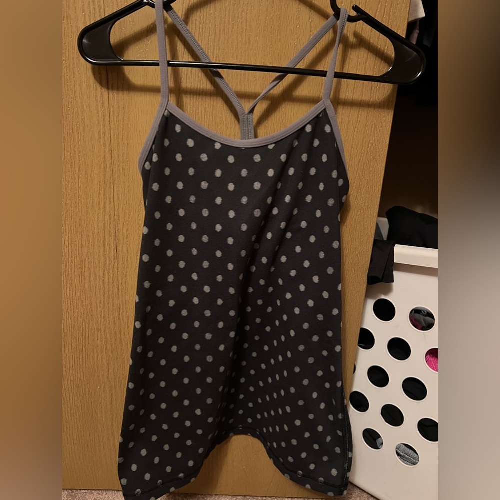 Lululemon tank